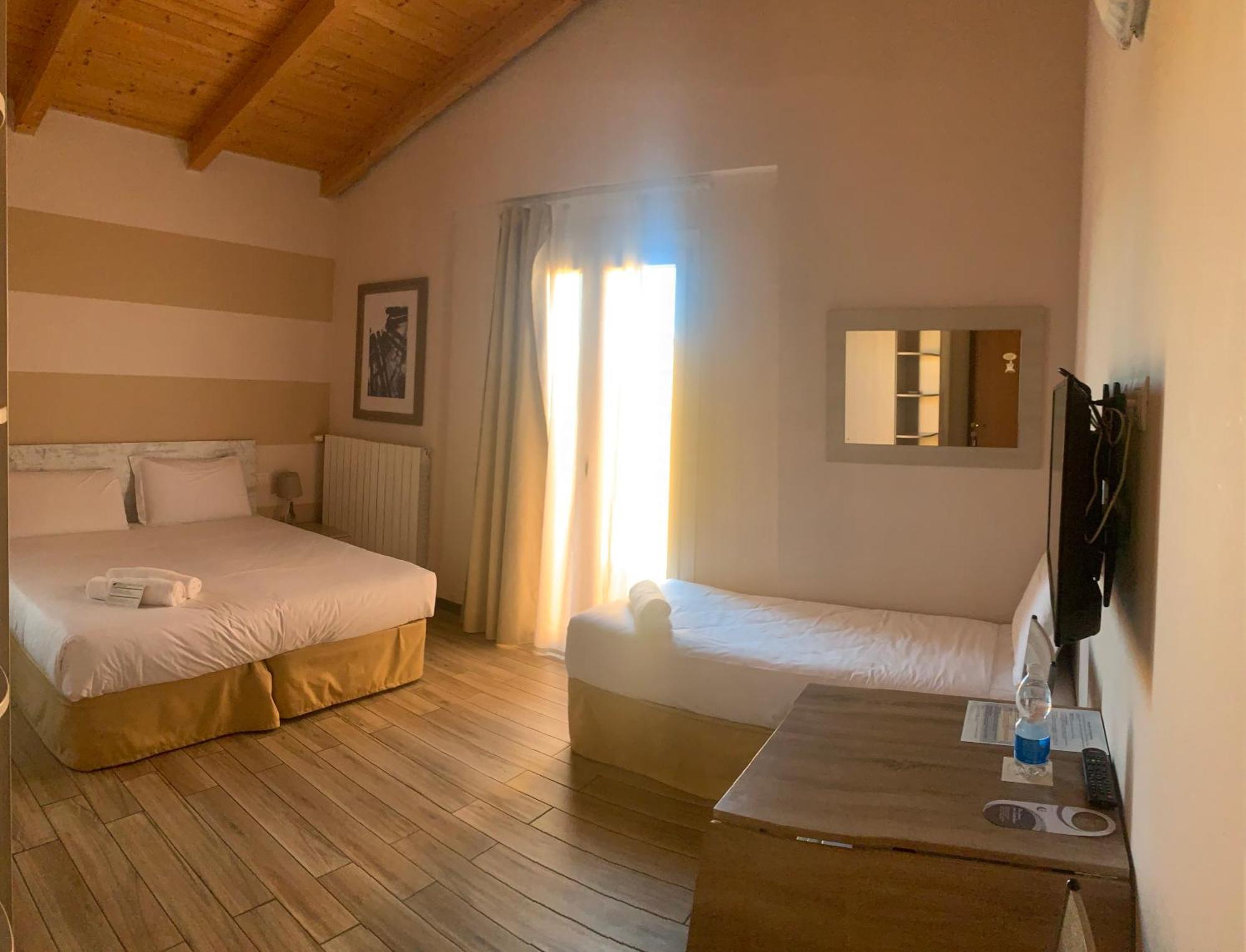 La Bergamina Hotel & Restaurant アルコレ エクステリア 写真